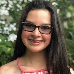 Meet your Posher, Maeve